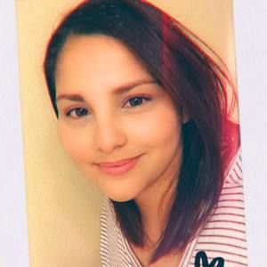 Meet your Posher, Noemi